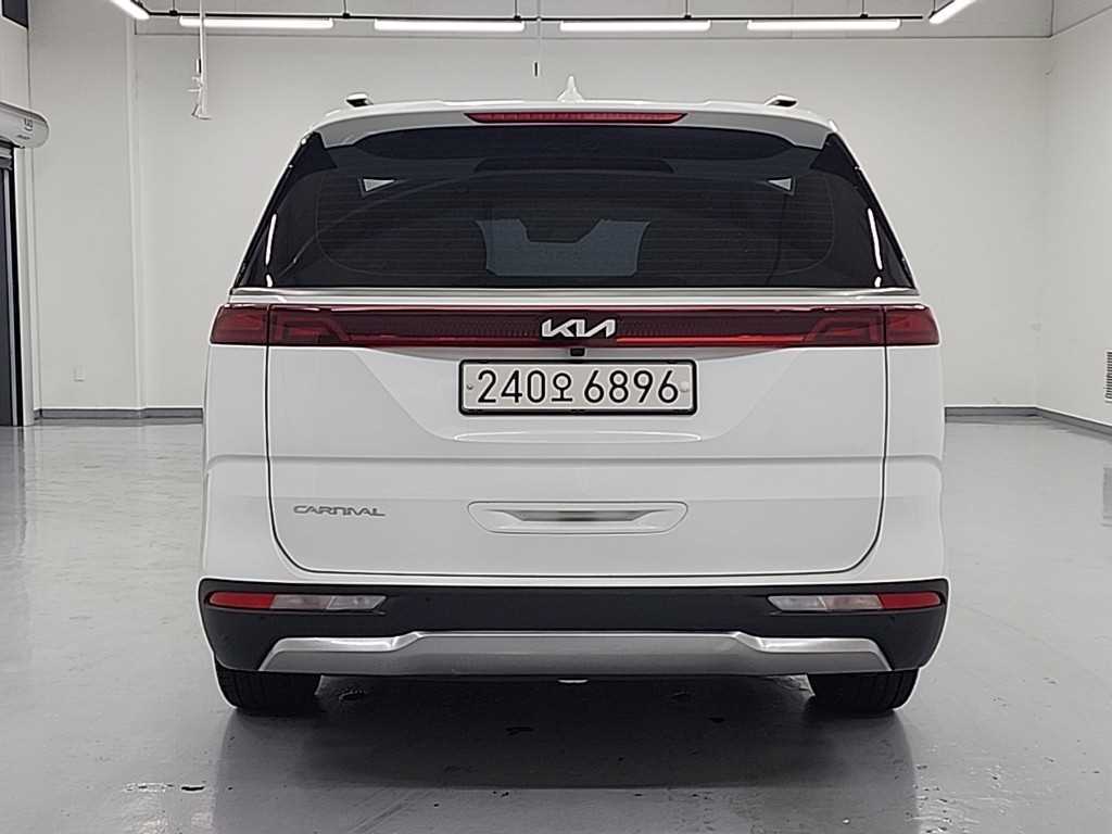 KIA Carnival - Vista 3