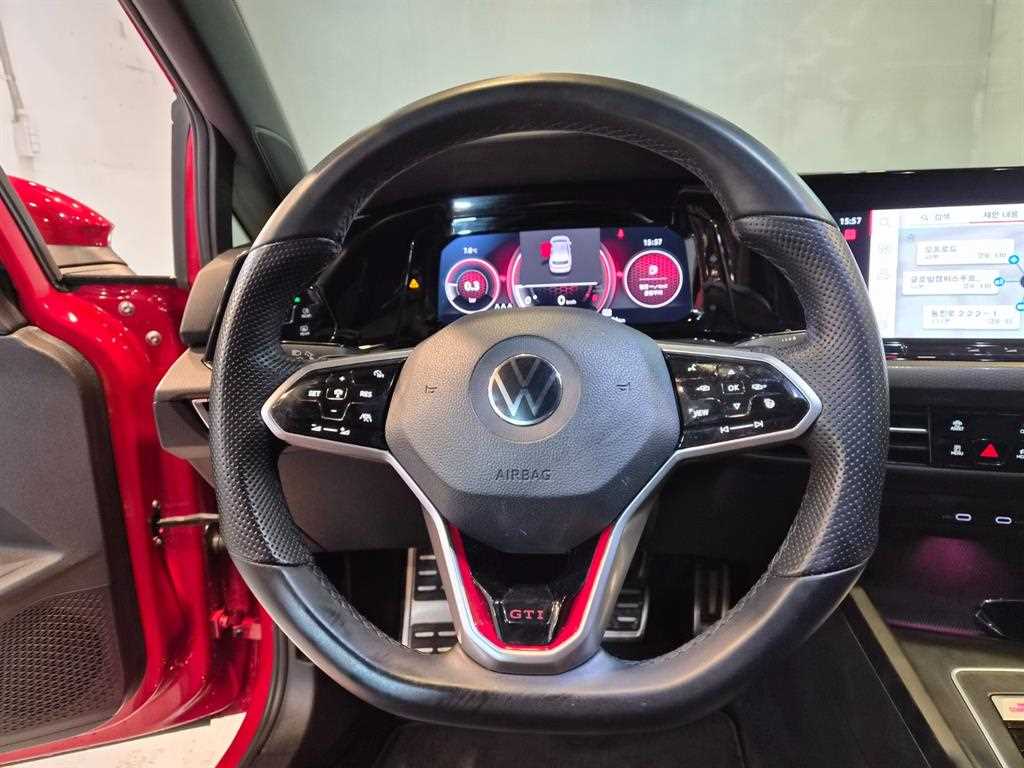 Volkswagen Golf - Vista 8