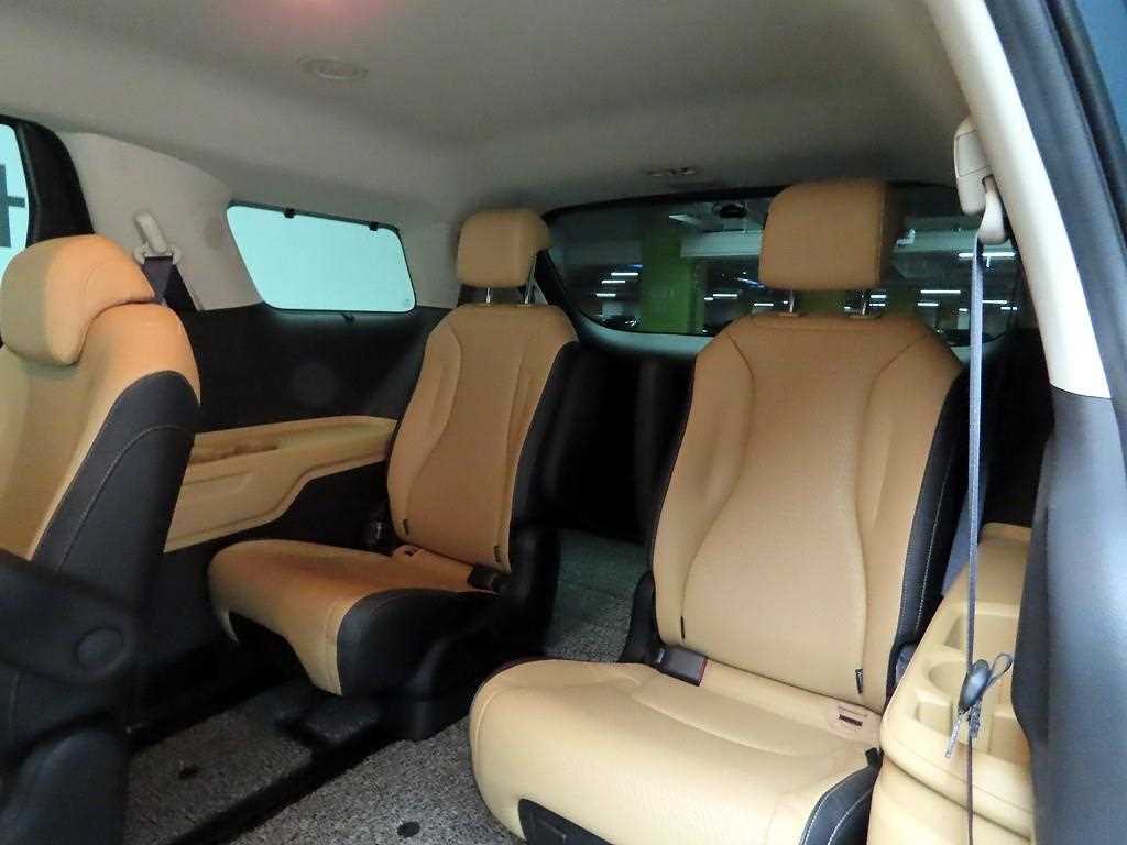 KIA Carnival 2023 - Importación desde Corea - HF Imports Iquique - Foto 14