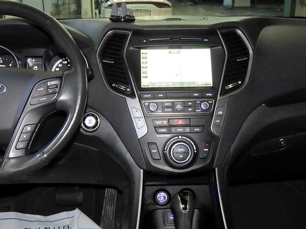 HYUNDAI Santa Fe - Vista 11