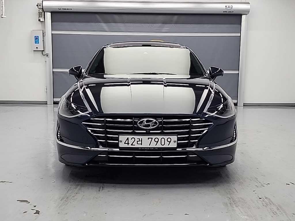 HYUNDAI Sonata - Vista 2