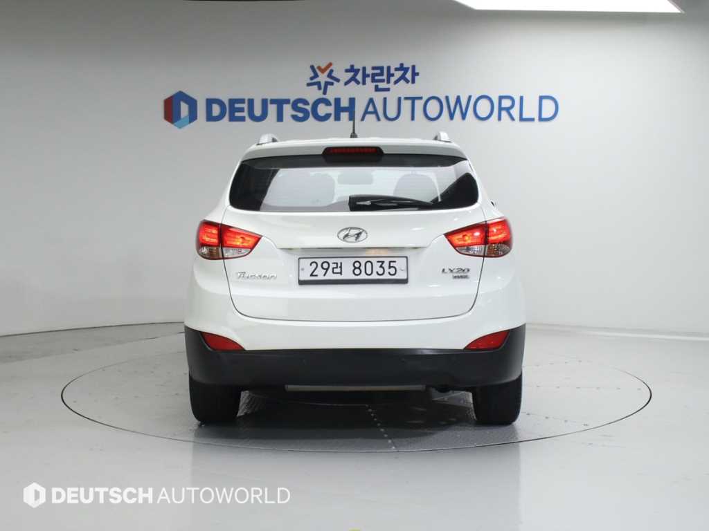 HYUNDAI Tucson - Vista 4