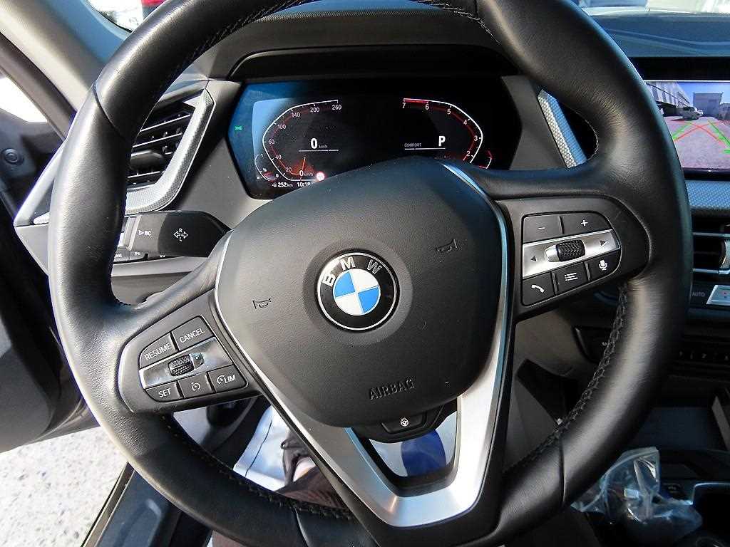 BMW 2 series - Vista 8
