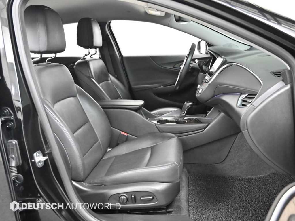 Chevrolet Malibu - Vista 10