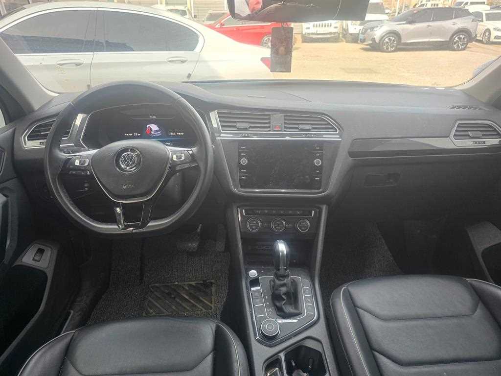 Volkswagen Tiguan 2018 Plateado - Importación desde Corea - HF Imports Iquique - Foto 20