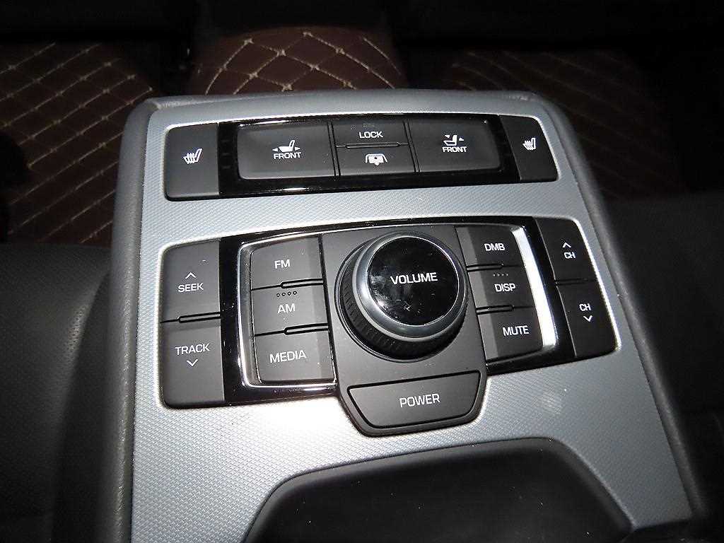 Genesis G80 2017 Negro - Importación desde Corea - HF Imports Iquique - Foto 14