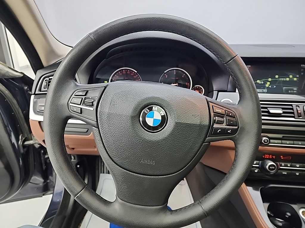 BMW 5 Series - Vista 9