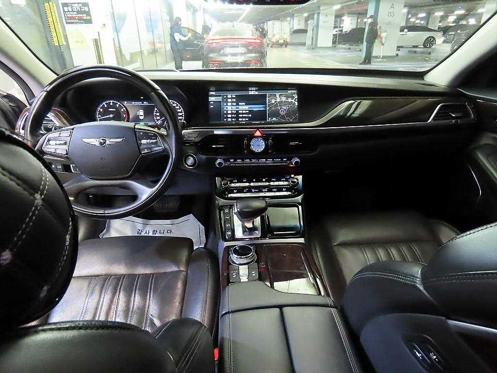 Genesis EQ900 - Vista 10