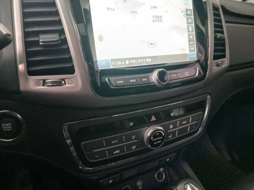 Ssangyong Rexton - Vista 12