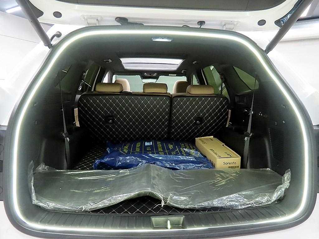 KIA Sorento 2024 Blanco - Importación desde Corea - HF Imports Iquique - Foto 18