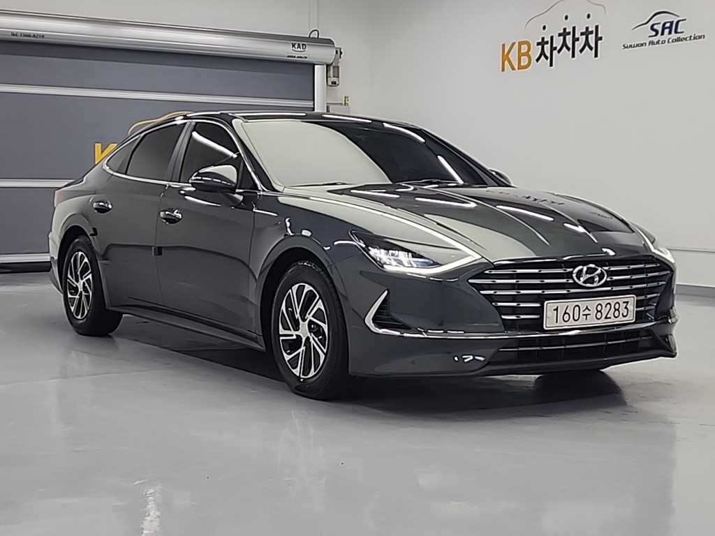 HYUNDAI Sonata - Vista 4