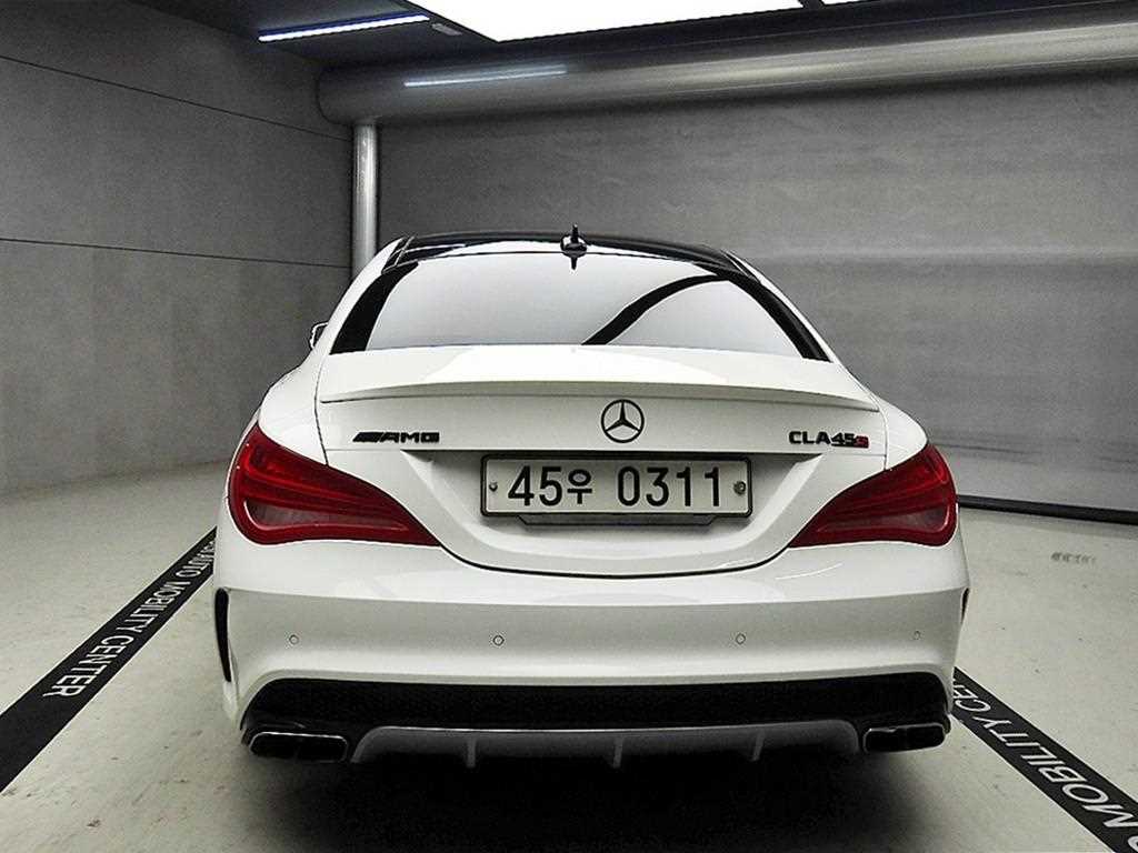 Mercedes Benz CLA Class - Vista 3