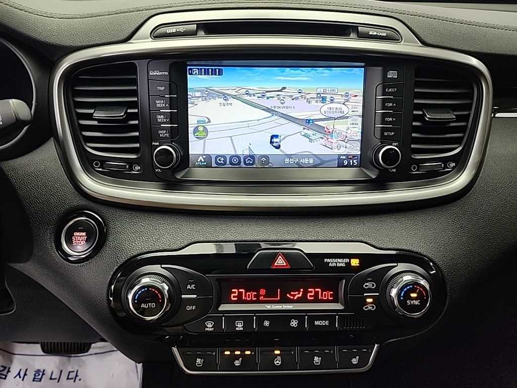 KIA Sorento - Vista 10