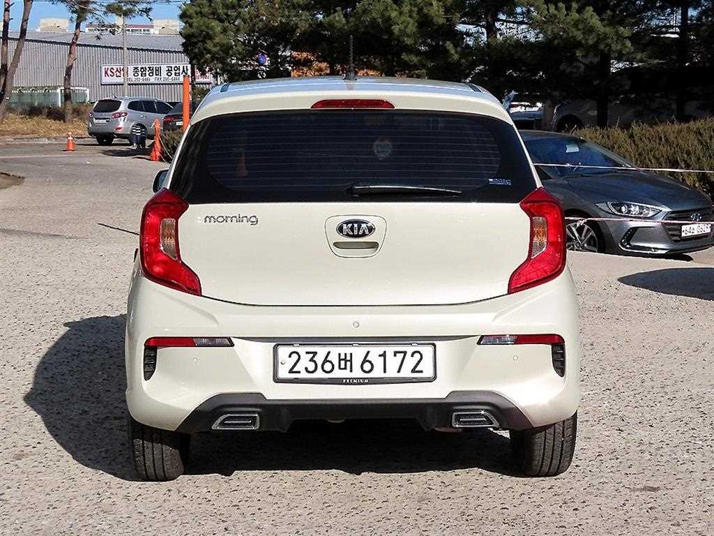 KIA Morning - Vista 4