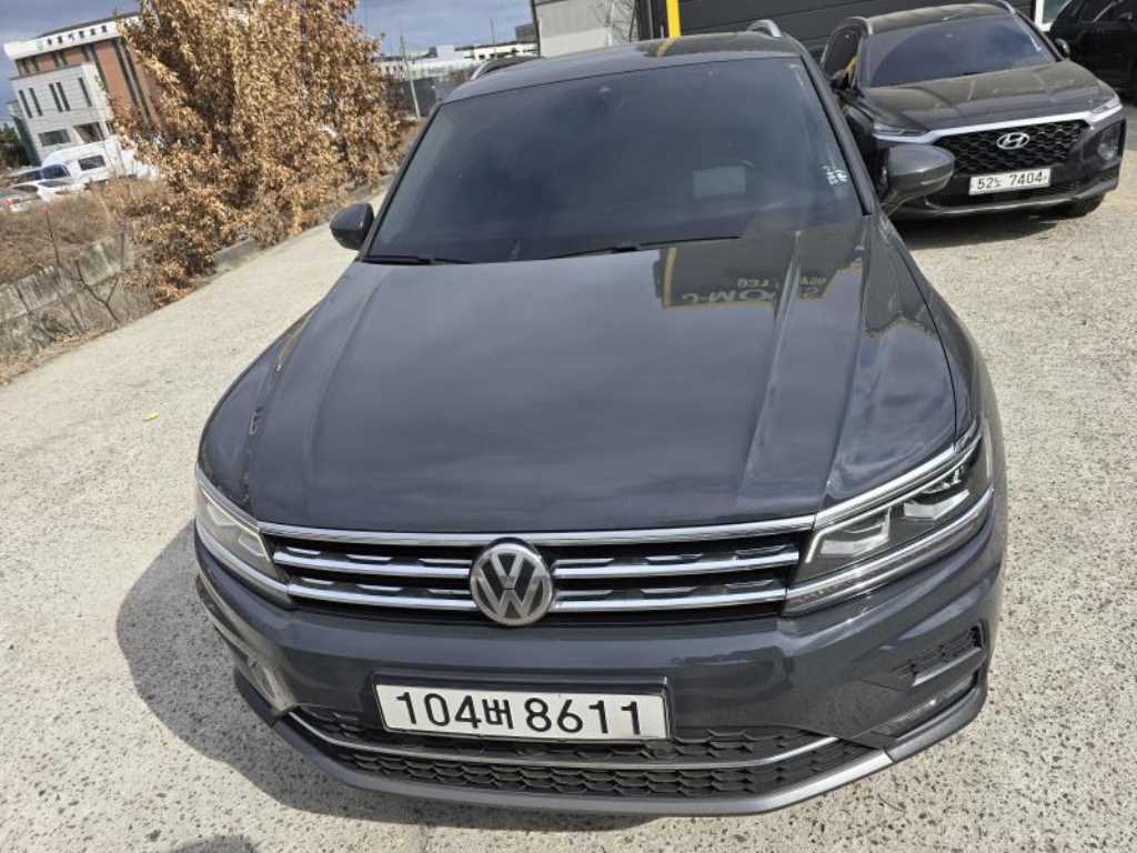 Volkswagen Tiguan 2020 Gris - Importación desde Corea - HF Imports Iquique - Foto 1