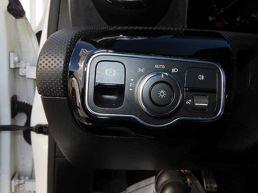 Mercedes Benz A Class 2021 Blanco - Importación desde Corea - HF Imports Iquique - Foto 13