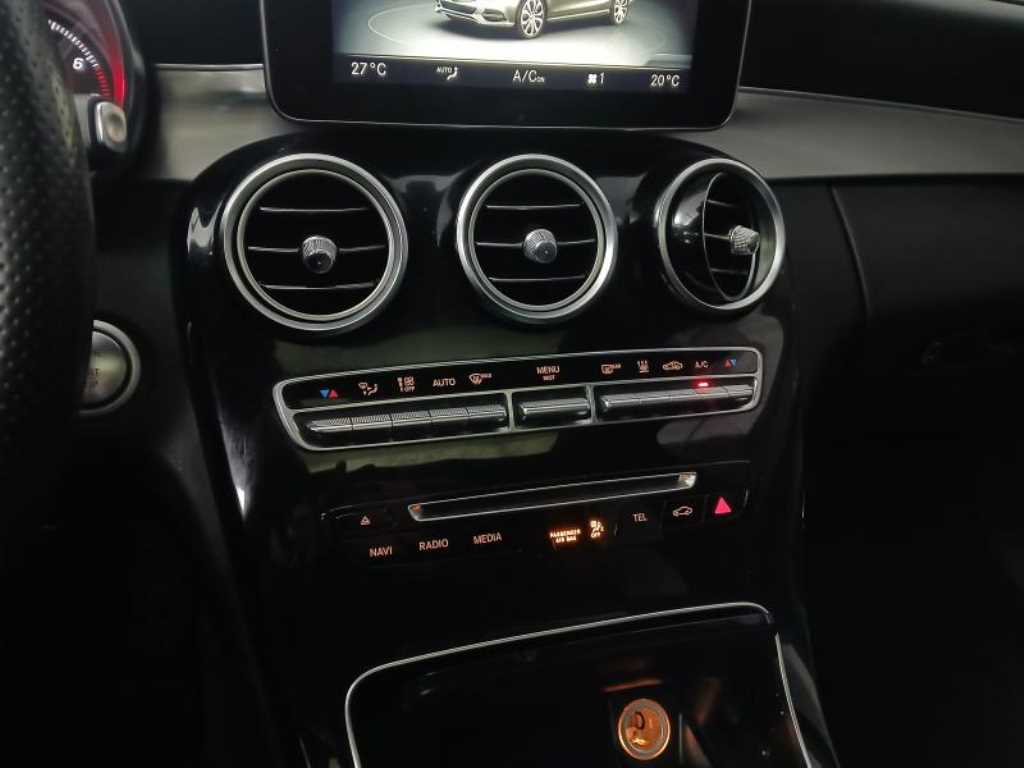 Mercedes Benz C Class 2018 Negro - Importación desde Corea - HF Imports Iquique - Foto 14