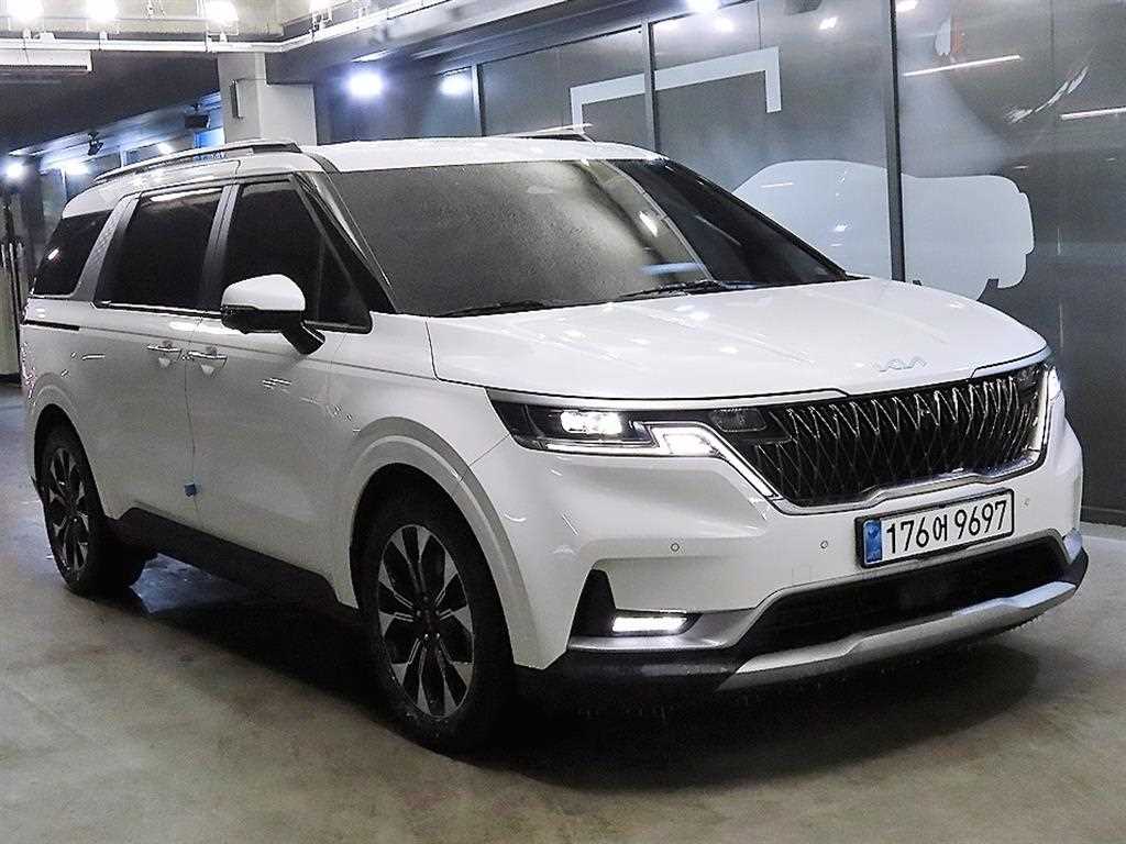 KIA Carnival 2023 - Importación desde Corea - HF Imports Iquique - Foto 1