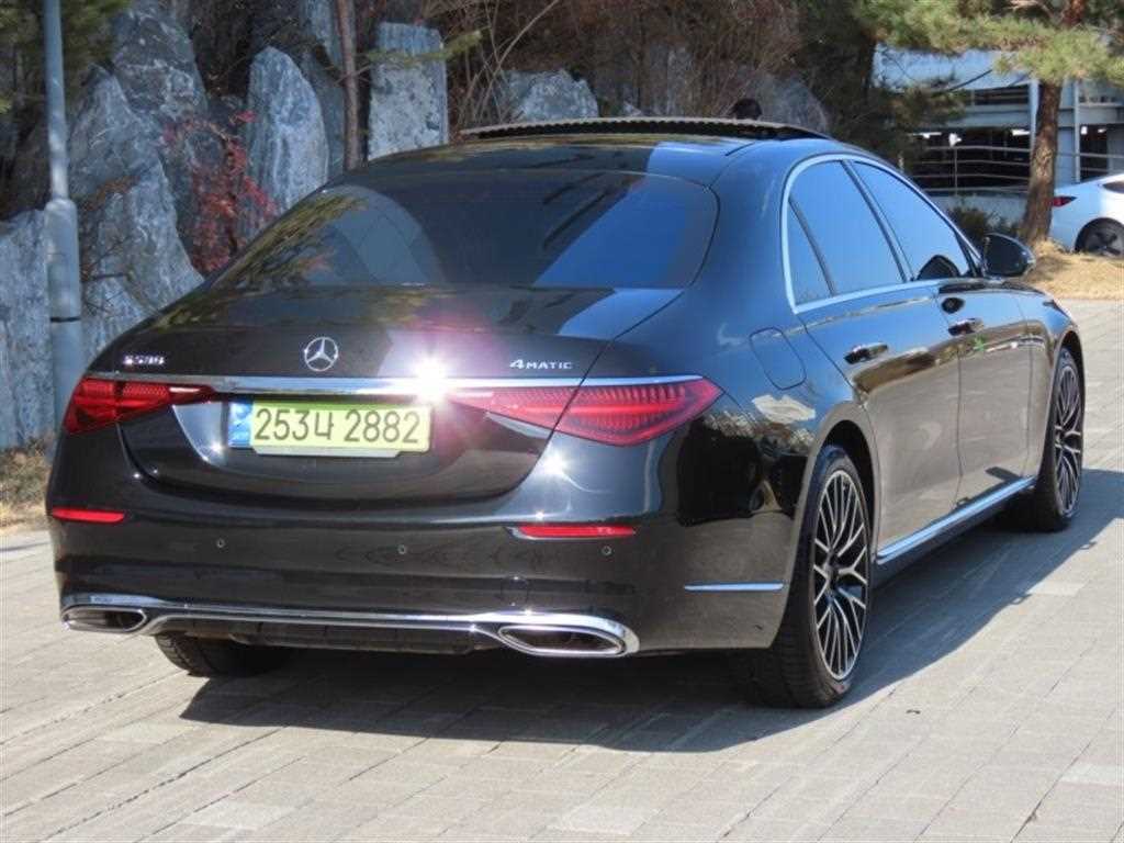 Mercedes Benz S Class - Vista 3