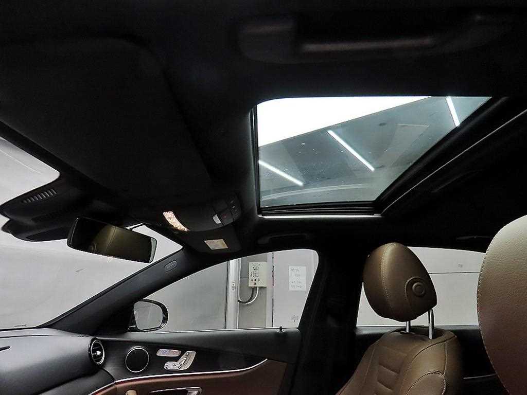 Mercedes Benz E class 2023 - Importación desde Corea - HF Imports Iquique - Foto 17