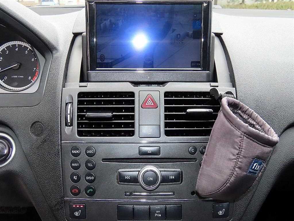 Mercedes Benz C Class 2010 Plateado - Importación desde Corea - HF Imports Iquique - Foto 13