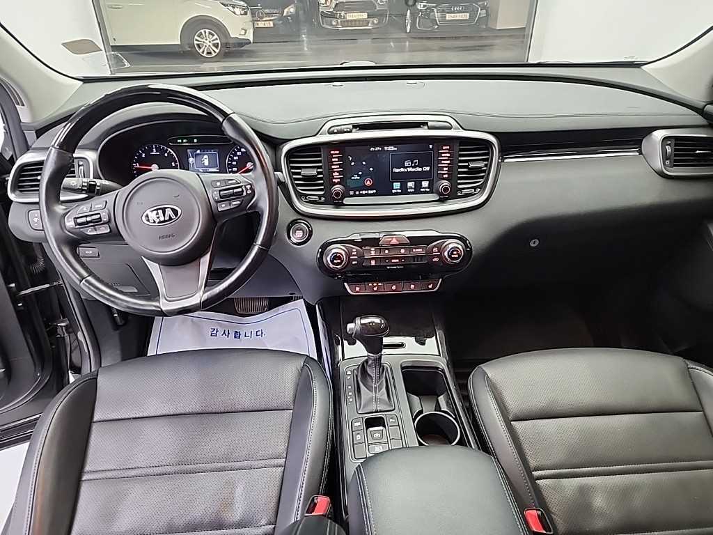 KIA Sorento - Vista 7