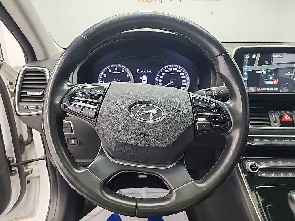 HYUNDAI Grandeur - Vista 9