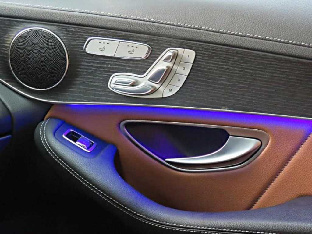 Mercedes Benz GLC Class 2021 Gris - Importación desde Corea - HF Imports Iquique - Foto 15