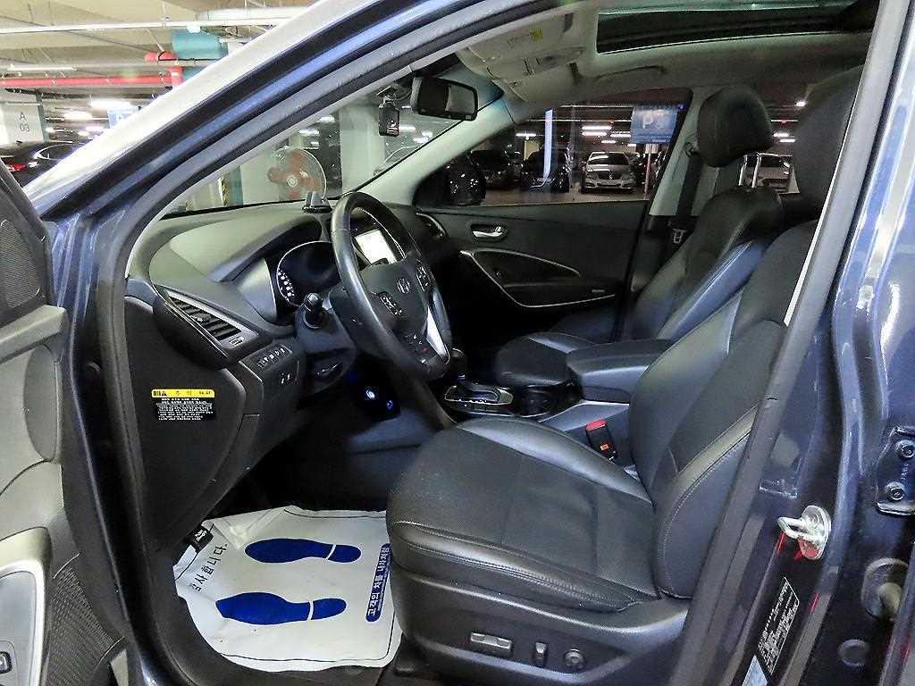 HYUNDAI Santa Fe - Vista 6