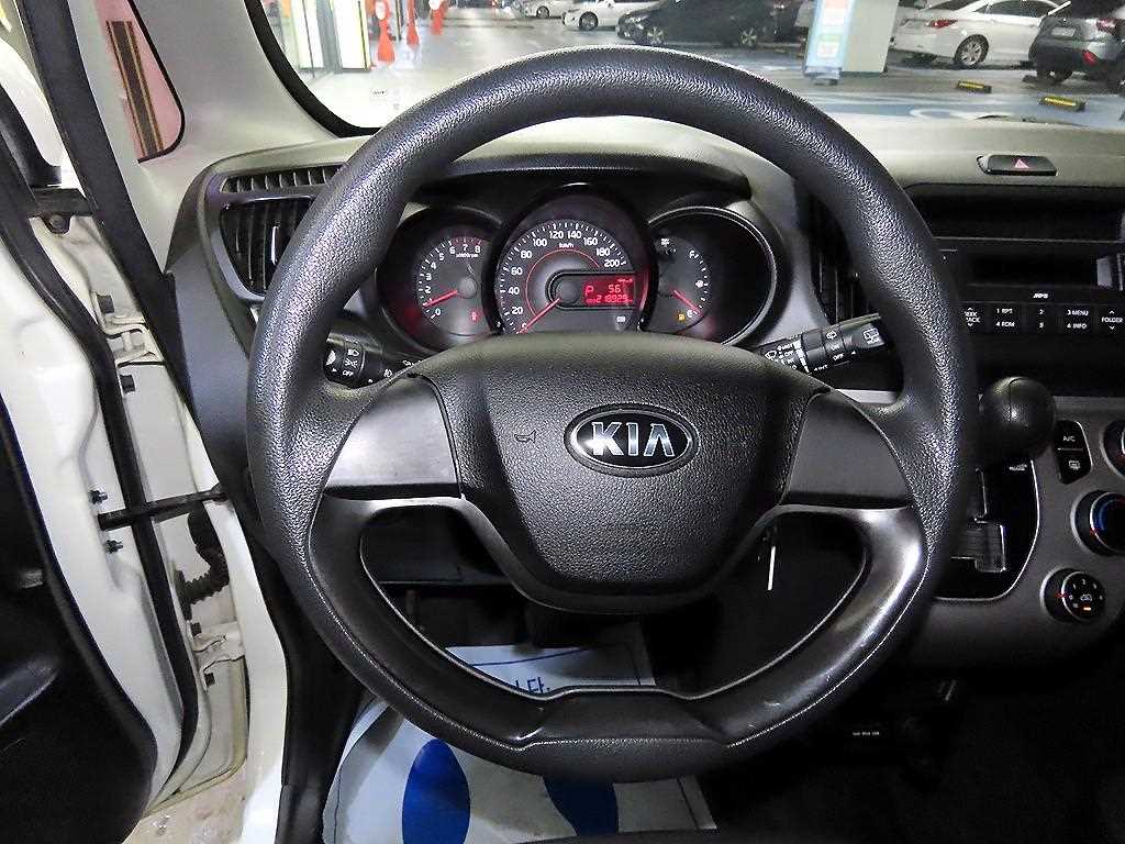 KIA Ray - Vista 8