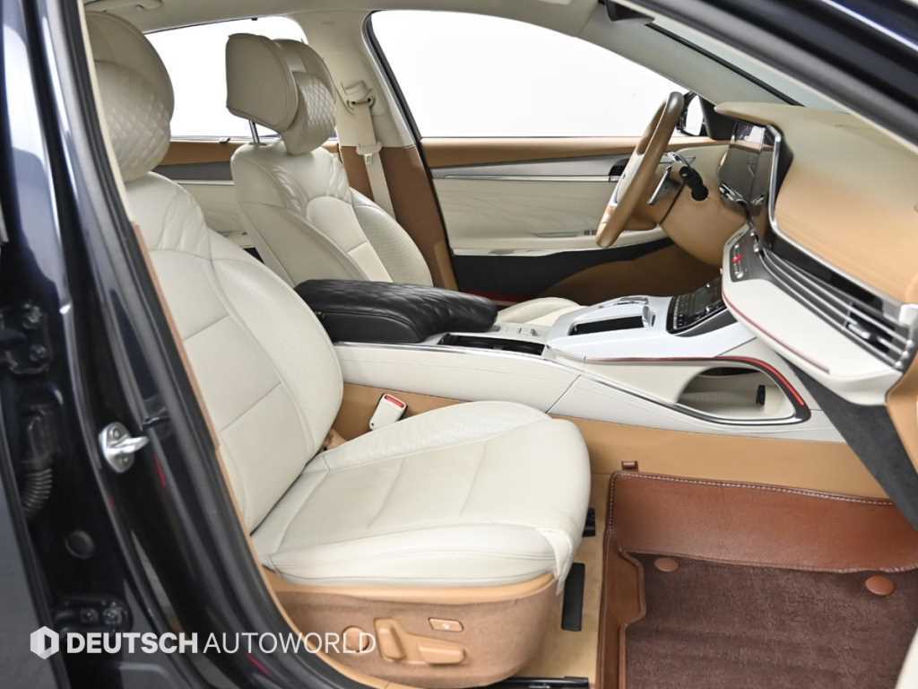 HYUNDAI Grandeur - Vista 10