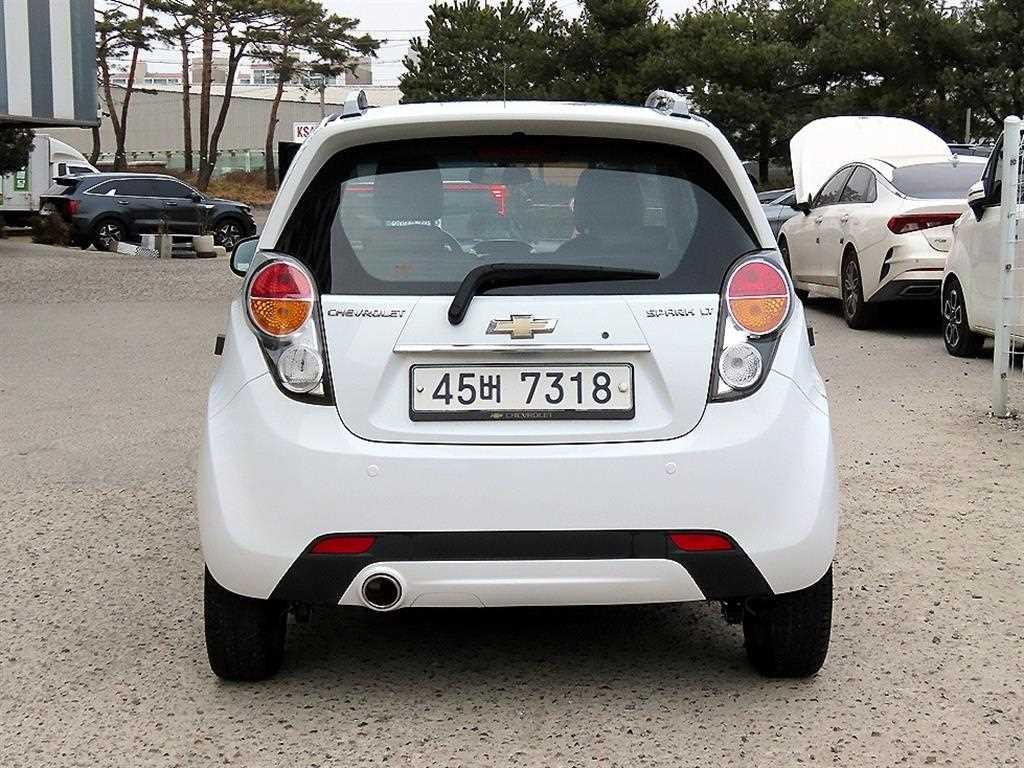 Chevrolet Spark - Vista 4
