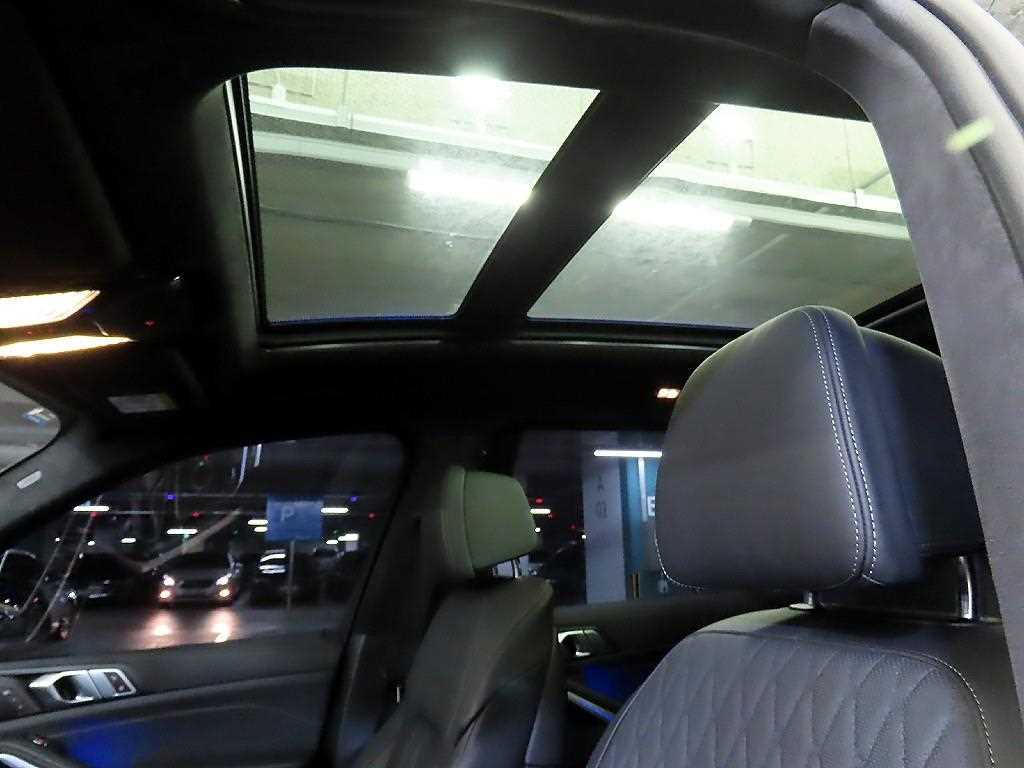 BMW X7 2024 Negro - Importación desde Corea - HF Imports Iquique - Foto 15