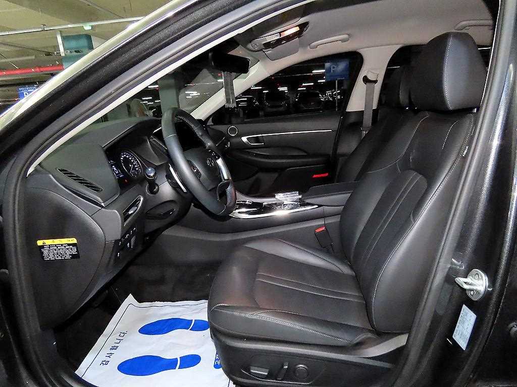 HYUNDAI Sonata - Vista 6