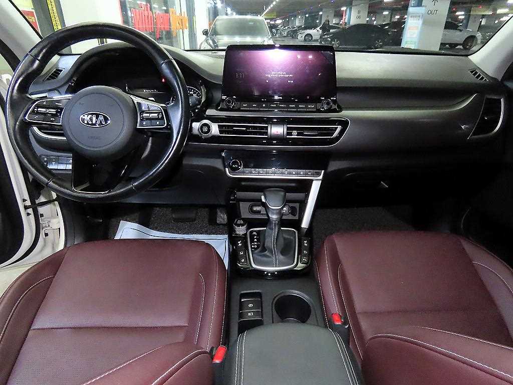 KIA Seltos - Vista 10