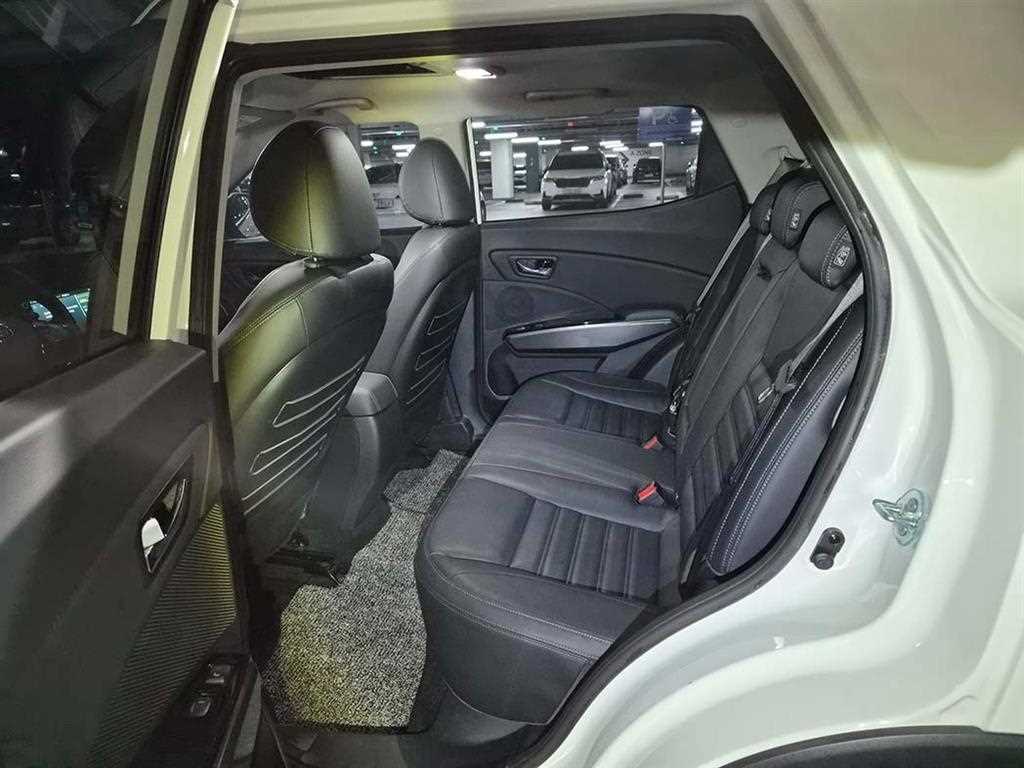 Ssangyong Tivoli - Vista 7