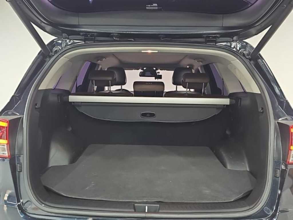 KIA Sorento - Vista 8