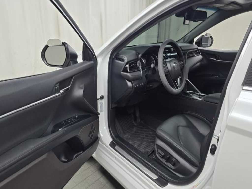 Toyota Camry - Vista 10