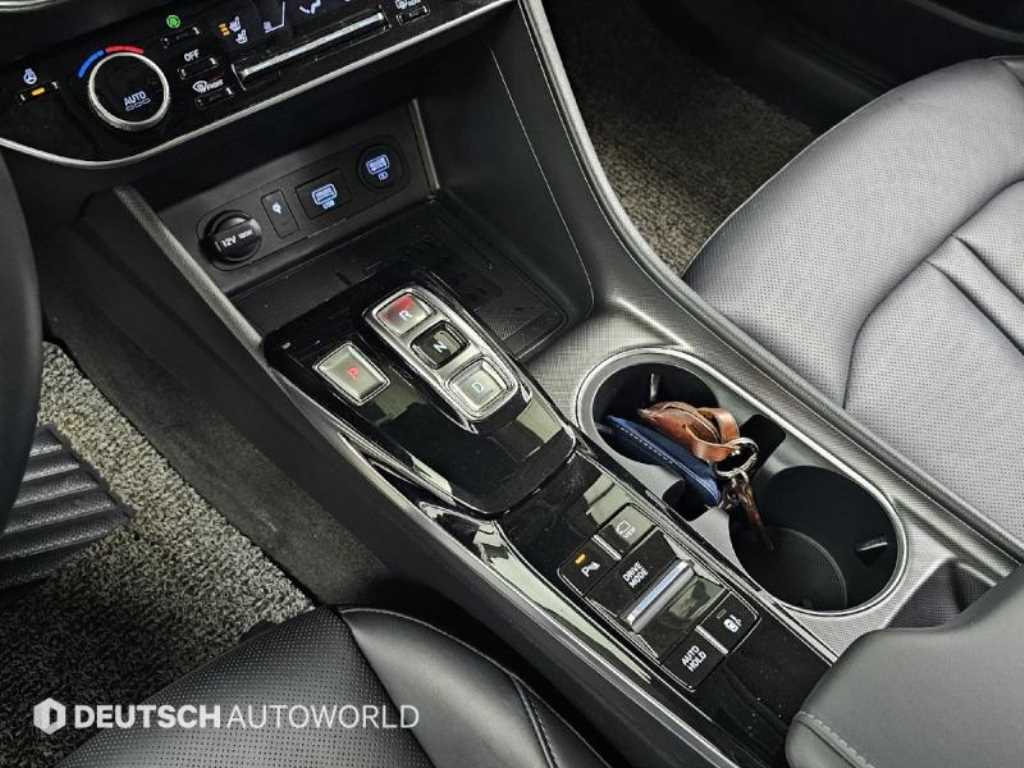 HYUNDAI Sonata - Vista 9