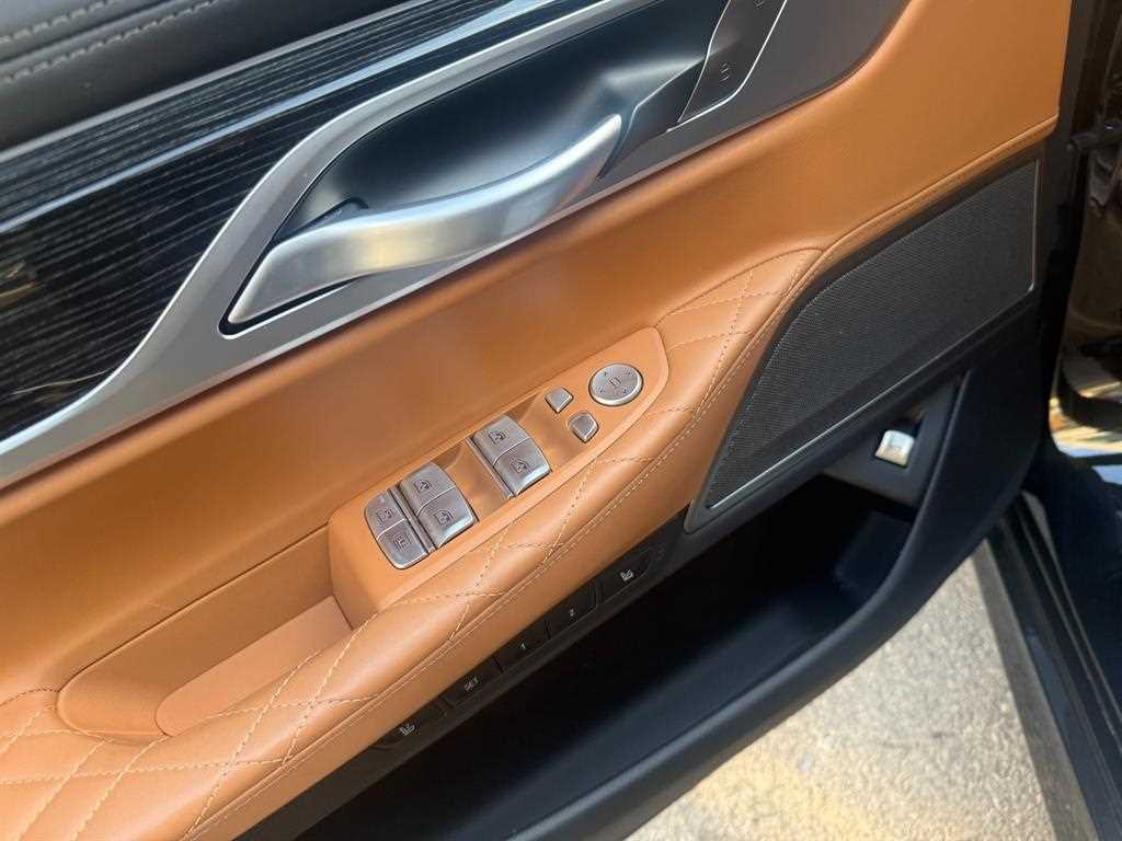 BMW 7 Series - Vista 9