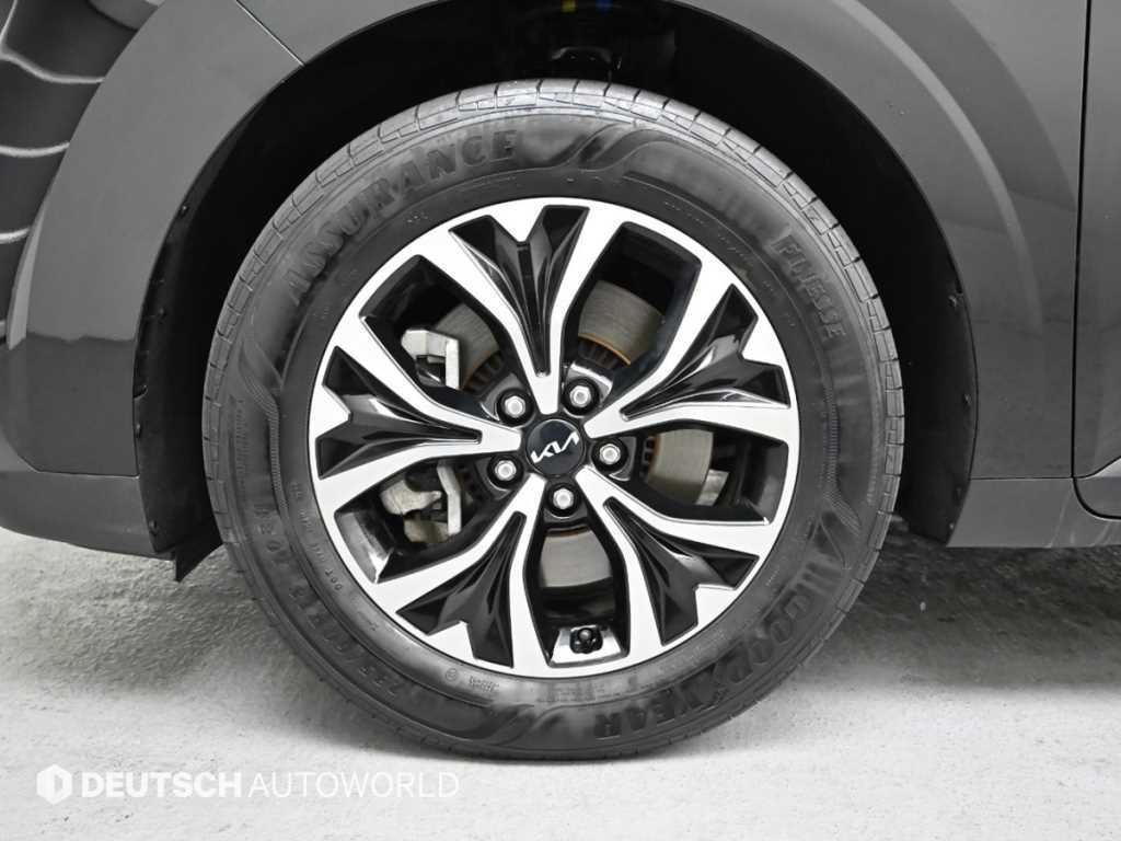 KIA Carnival - Vista 5