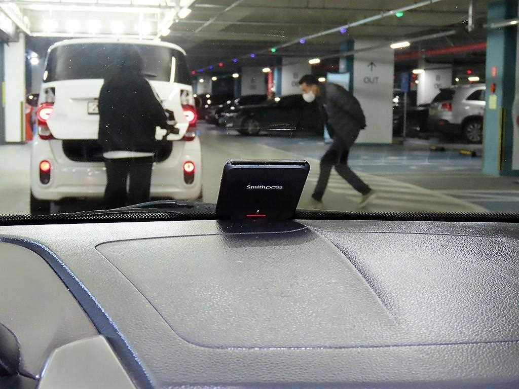 Ssangyong Tivoli 2018 Azul - Importación desde Corea - HF Imports Iquique - Foto 14