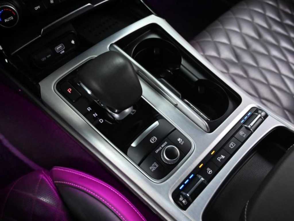 KIA Stinger - Vista 9