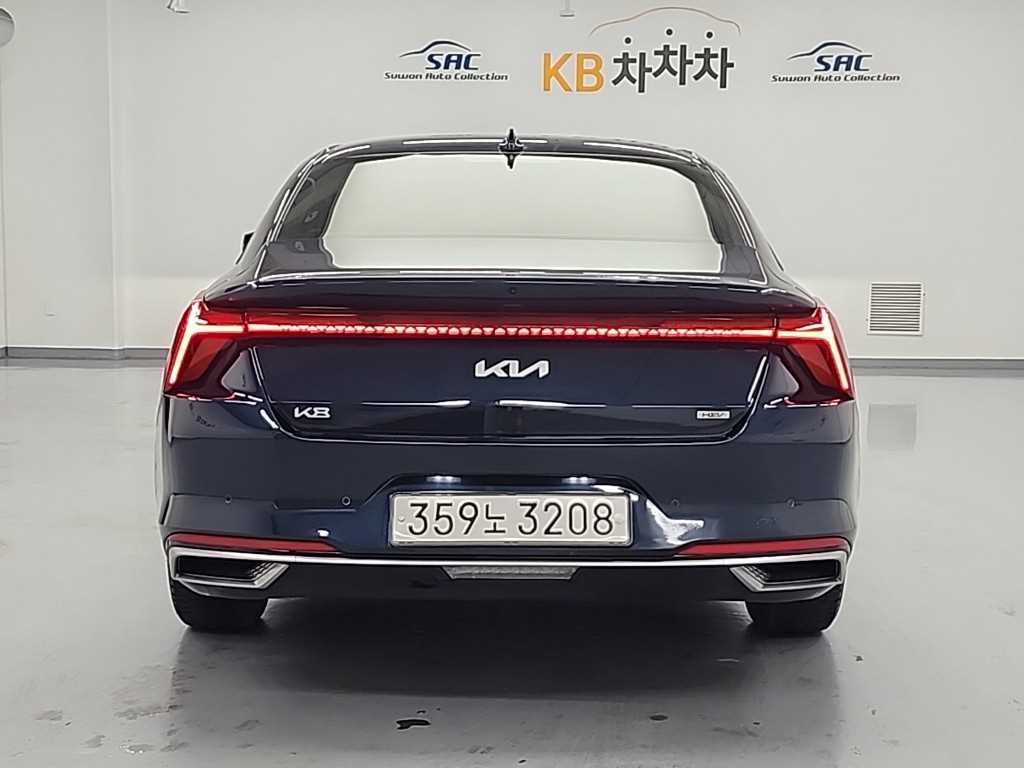 KIA K8 - Vista 3