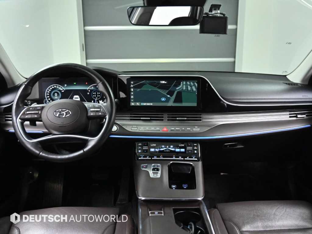 HYUNDAI Grandeur - Vista 7