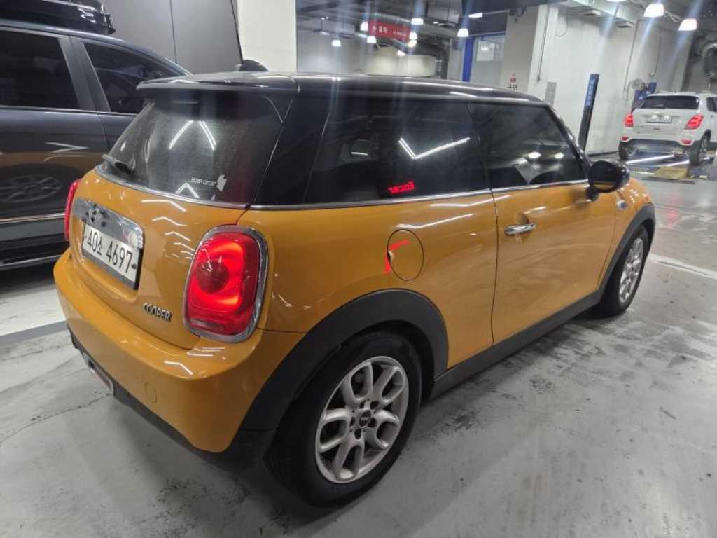 Mini Cooper - Vista 4