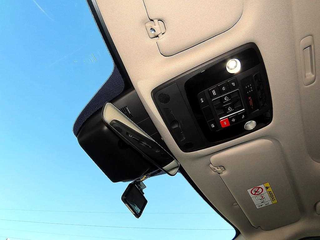 KIA Carnival 2024 Blanco - Importación desde Corea - HF Imports Iquique - Foto 15