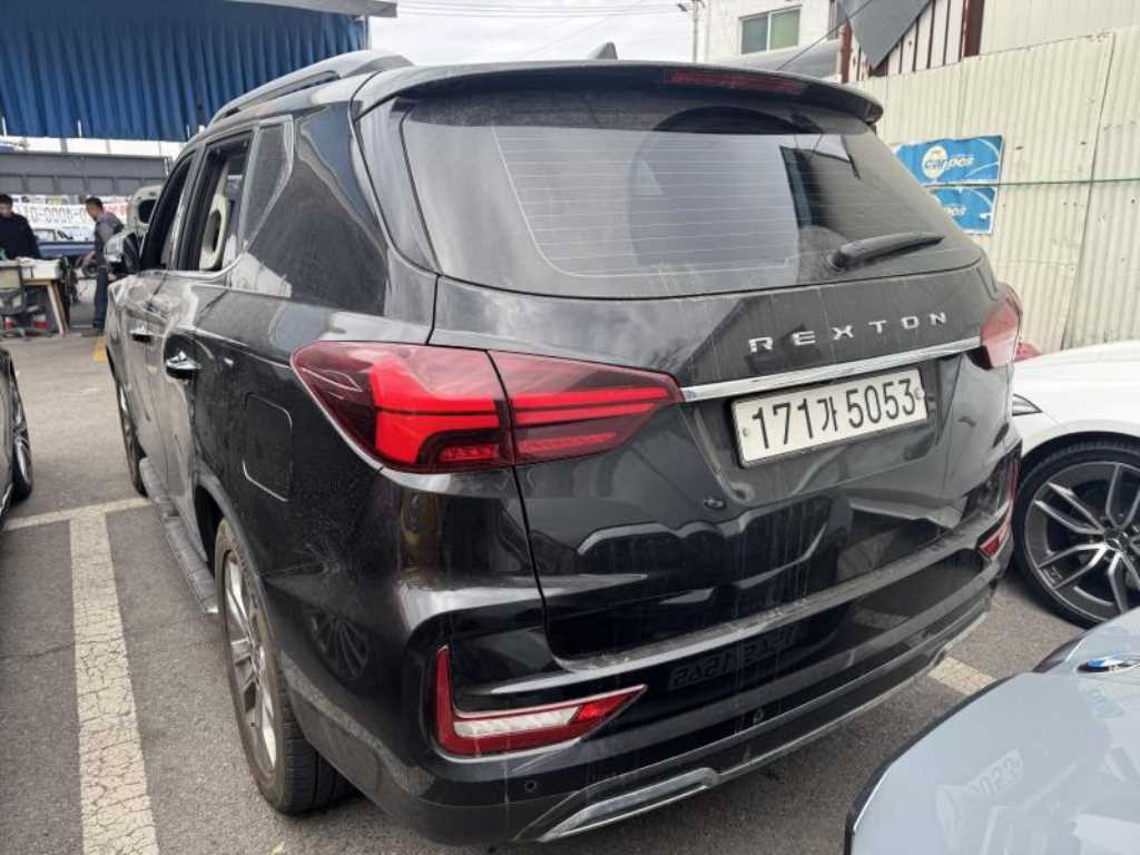 Ssangyong Rexton - Vista 2