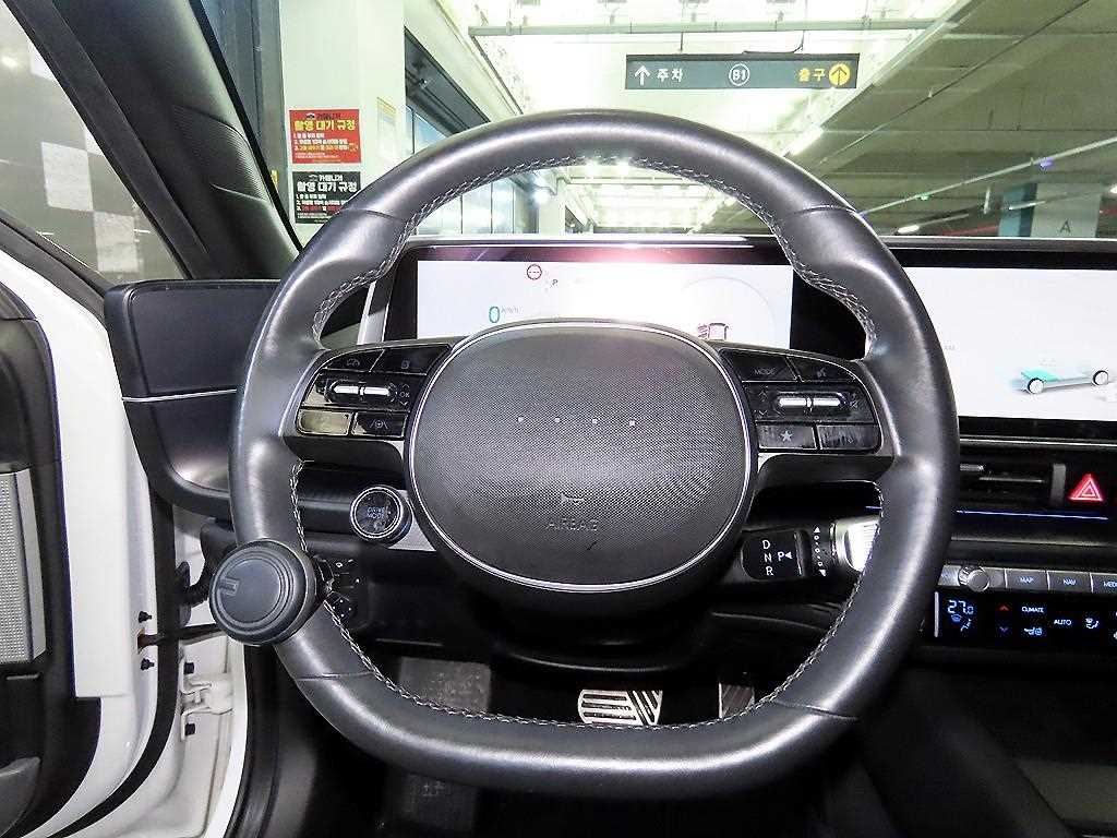 HYUNDAI Ioniq 6 - Vista 8