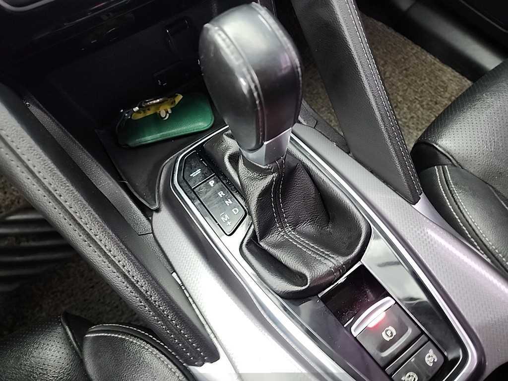 SAMSUNG QM6 - Vista 8